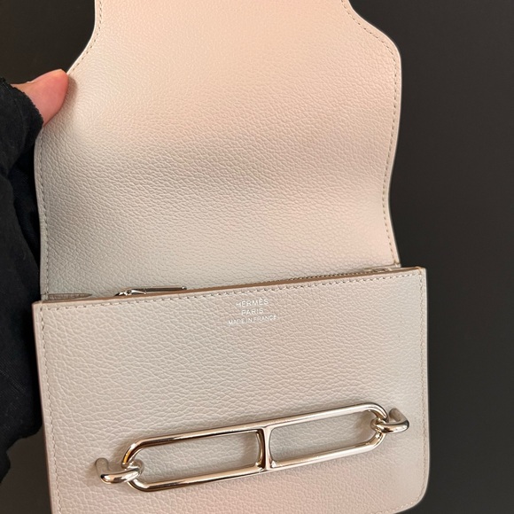 Hermes Elegant Cream Leather Women's 2 in 1 wallet - Picture 5 of 11